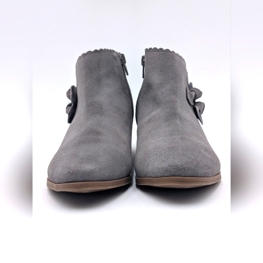 Jack Rogers Kali Grey Suede Ankle Bootie Sz US 7.5M/EU 38 Scalloped Trim withBow - Picture 10 of 17